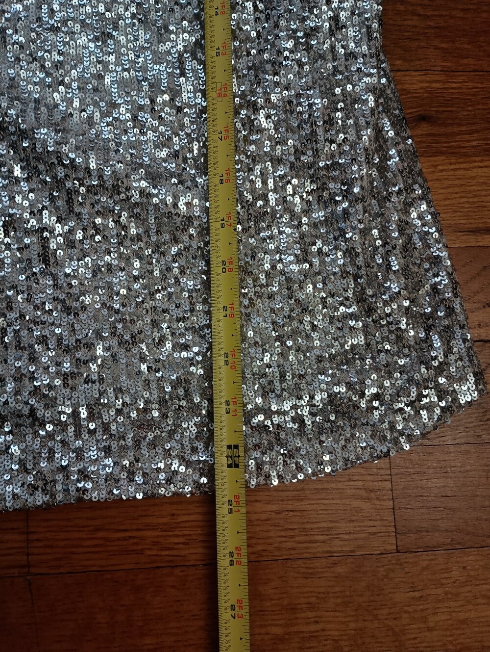 NWT Fancy Silver Sequin Puff-Sleeve Women’s Cable & Gauge Top Medium - Picture 11 of 13